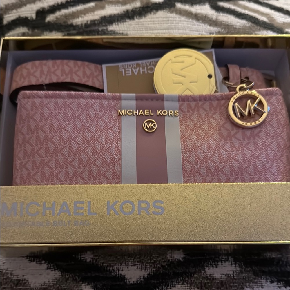 Michael Kors Signature Print Pink Belt Bag
